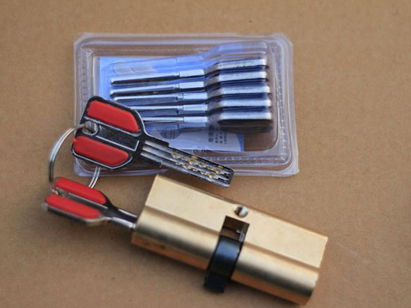 黑龙江24小时上门开锁公司